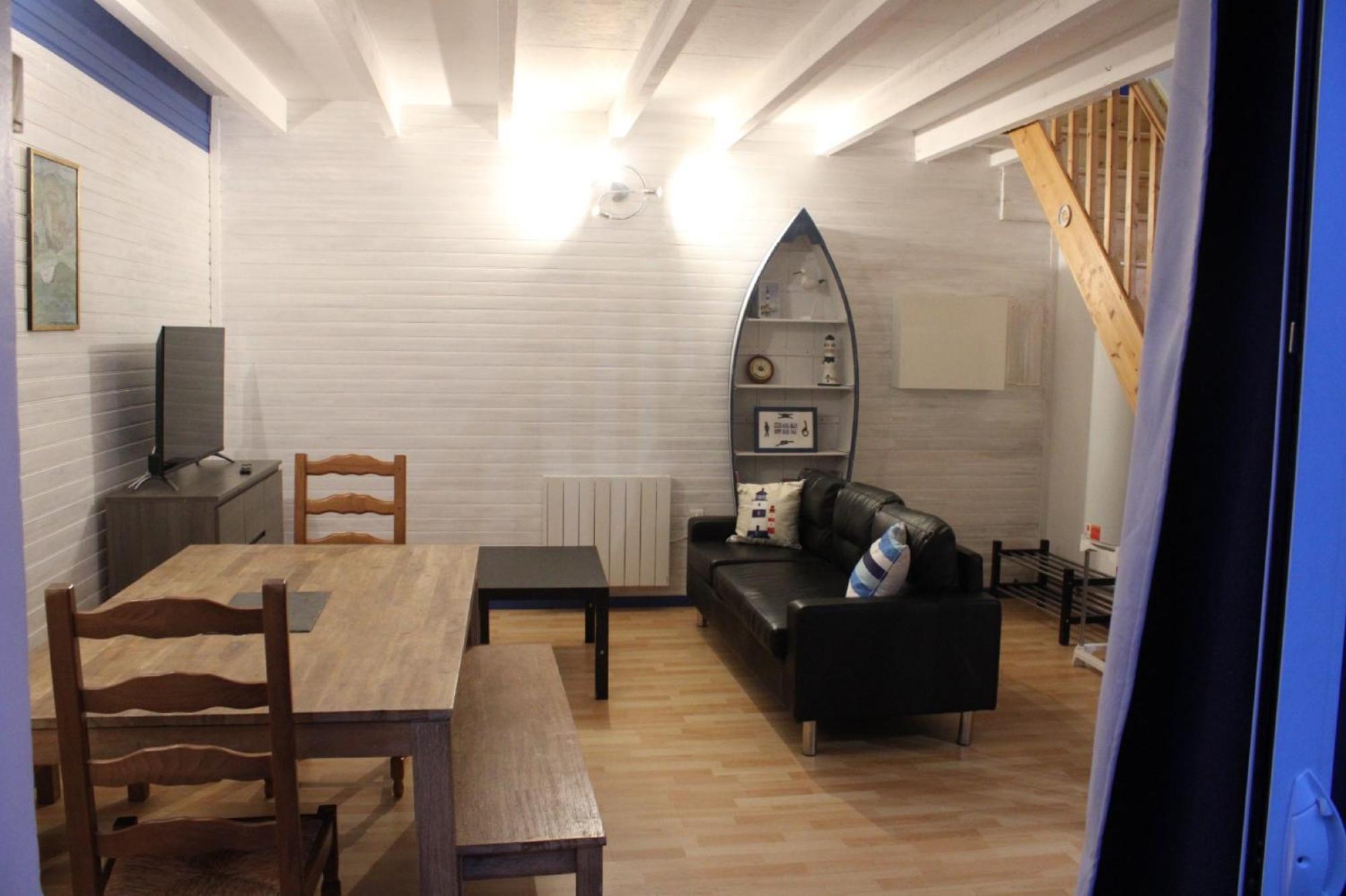 De L'hivet Apartment Merdrignac