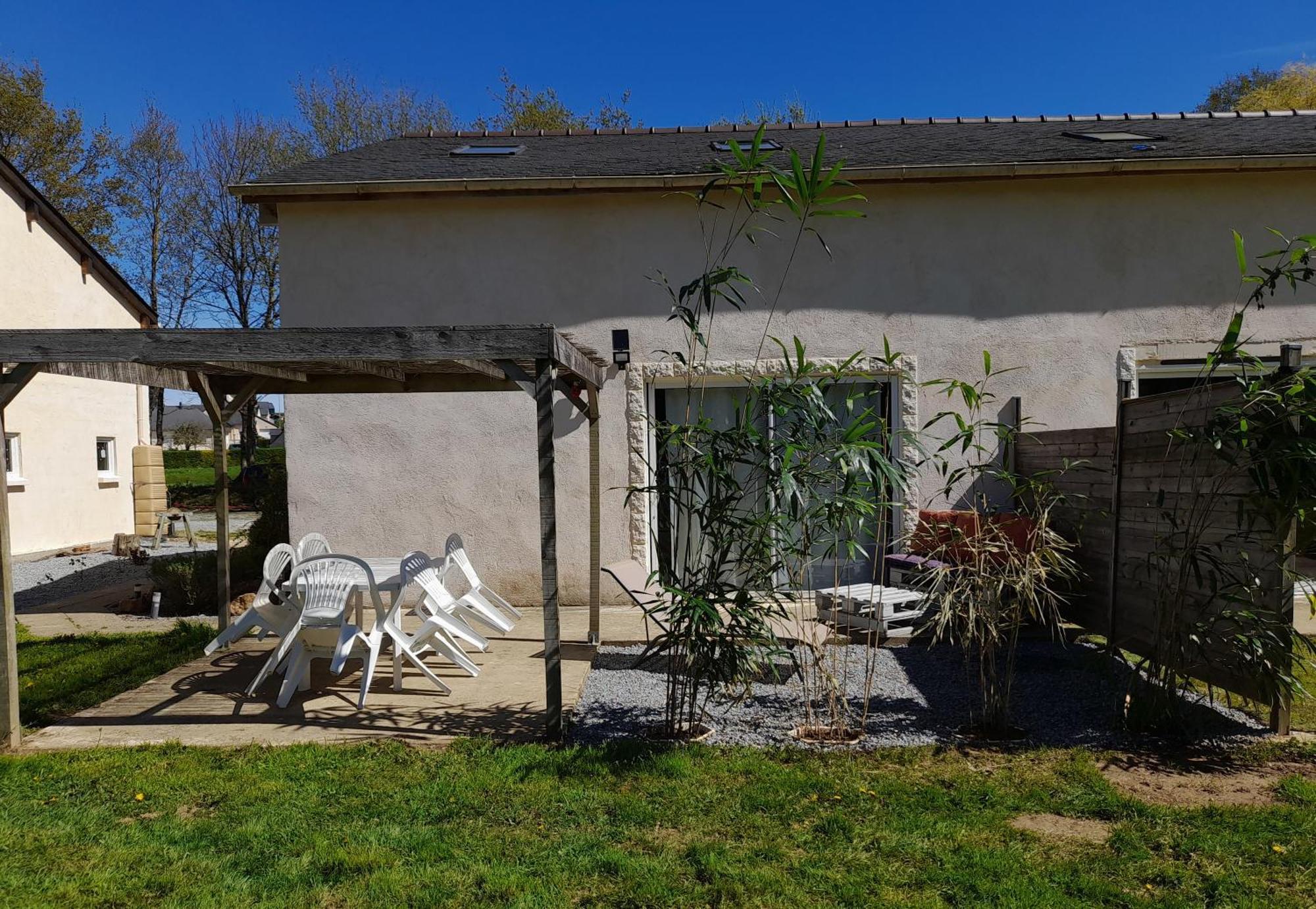 De L'hivet Apartment